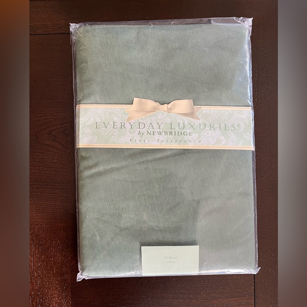 Everyday Luxuries Vinyl Tablecloth by Newbridge - Green